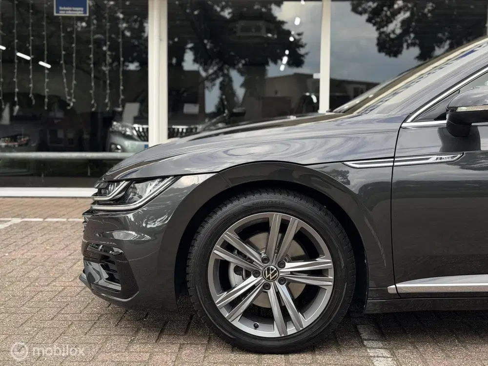 Volkswagen Arteon 2.0 TSI Business R Exclusive uit 2020, foto 4