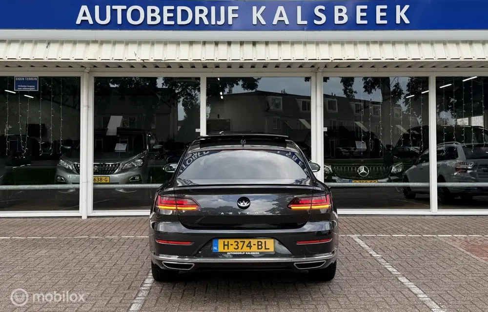 Volkswagen Arteon 2.0 TSI Business R Exclusive uit 2020, foto 8