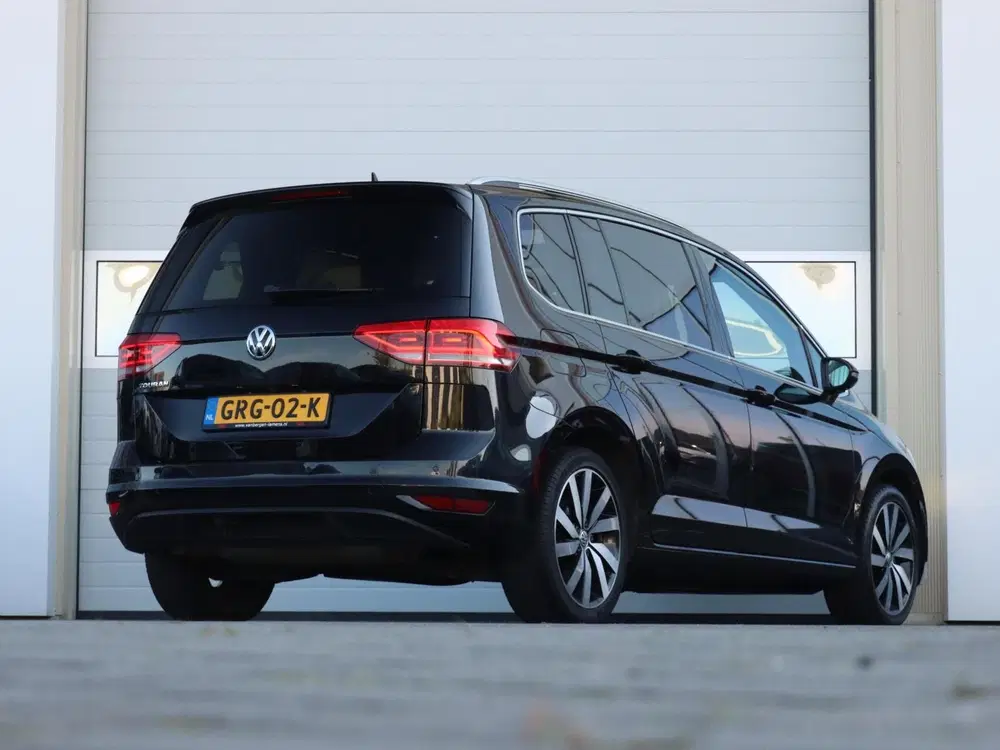 Volkswagen Touran 1.5 TSI 150PK Highline 7persoons uit 2019, foto 2