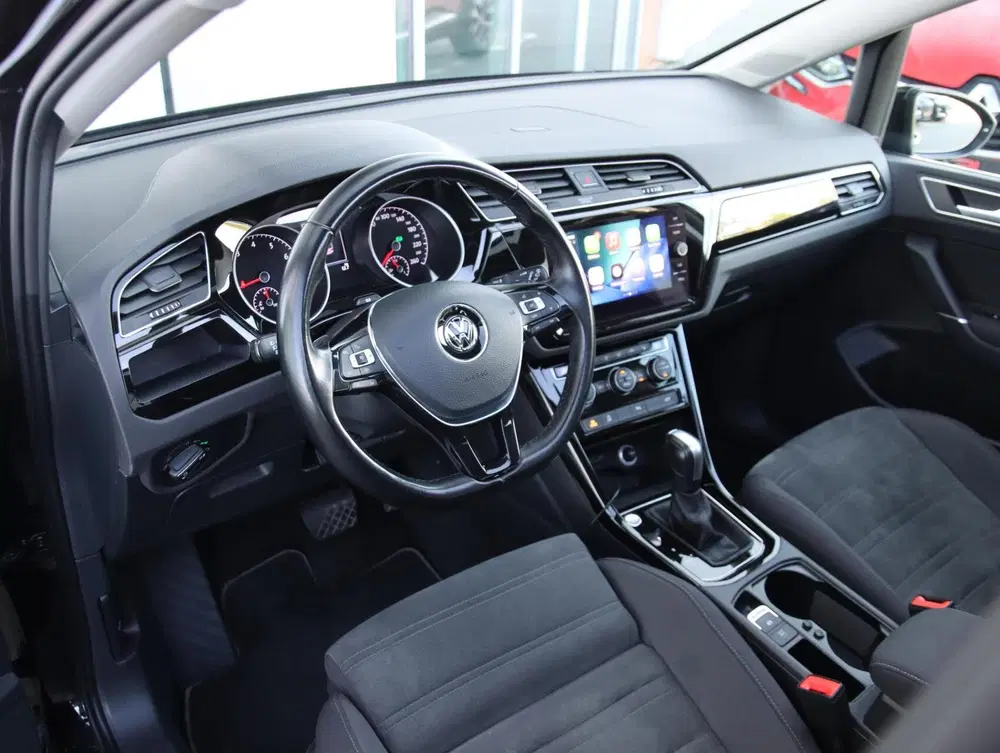 Volkswagen Touran 1.5 TSI 150PK Highline 7persoons uit 2019, foto 3