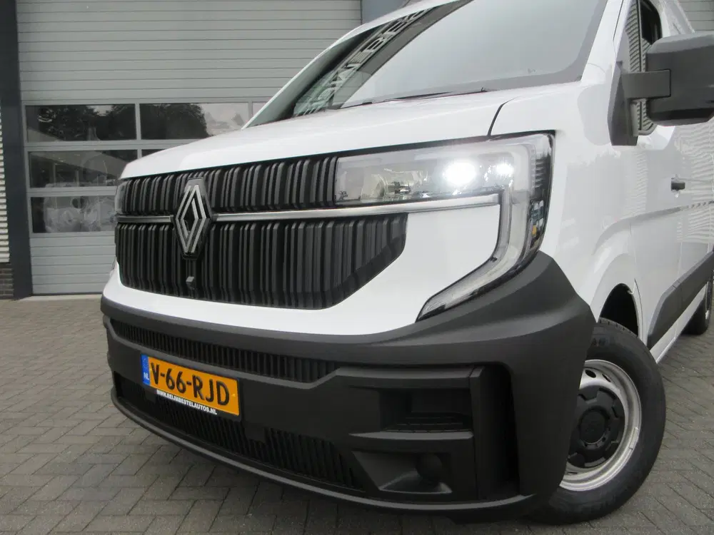 Renault Master E-TECH T35 L2H2 uit 2026, foto 4