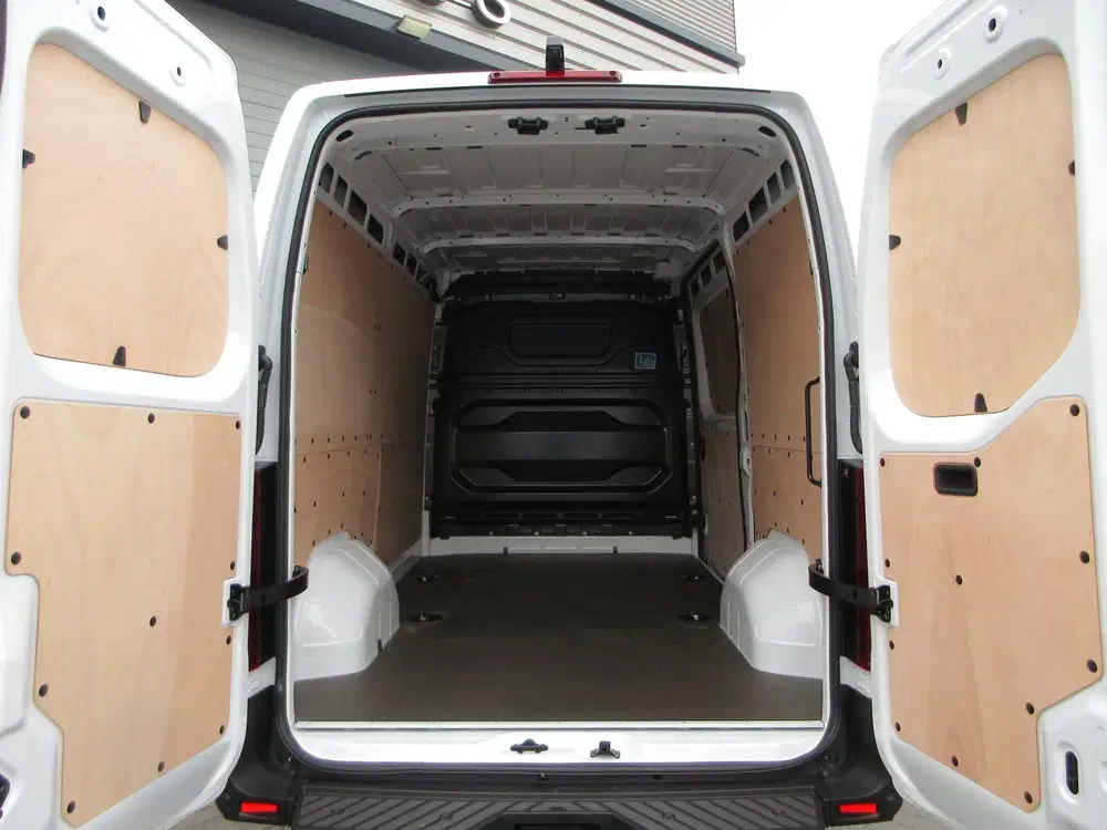 Renault Master E-TECH T35 L2H2 uit 2026, foto 9
