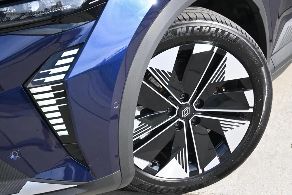 Renault Scenic E-Tech EV87 long range techno uit 2024, foto 4