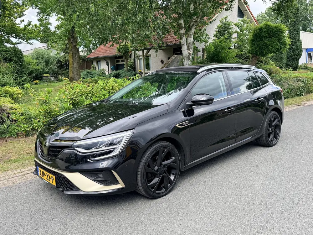Renault Megane Mégane Estate 1.6 E-Tech Plug-In Hybrid 16 uit 2023