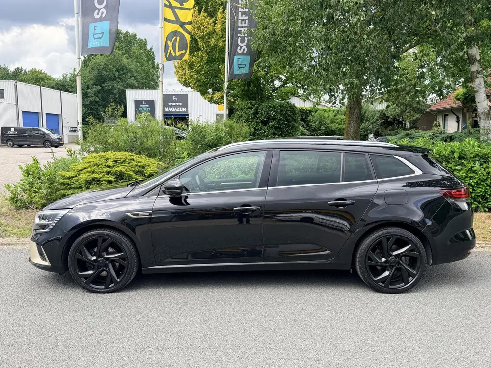 Renault Megane Mégane Estate 1.6 E-Tech Plug-In Hybrid 16 uit 2023, foto 2