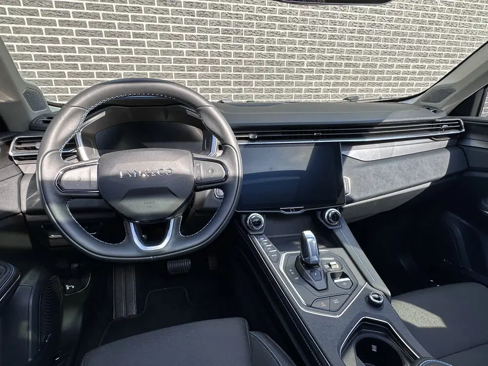 Lynk & Co 01 1.5 uit 2023, foto 9