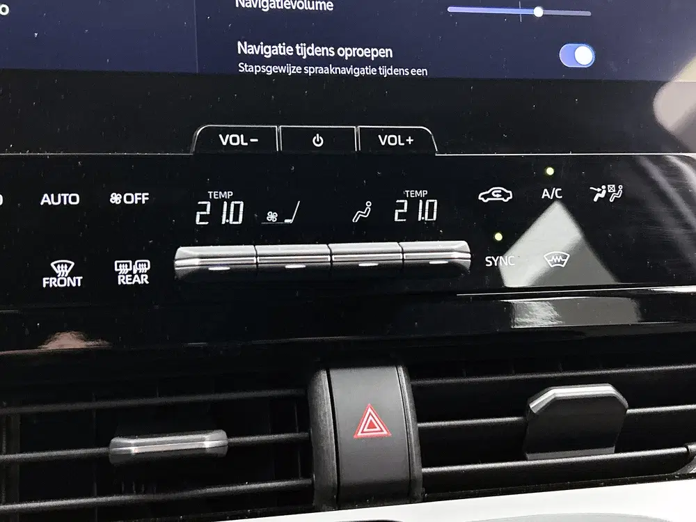Toyota bZ4X Dynamic 71 kWh uit 2025, foto 10