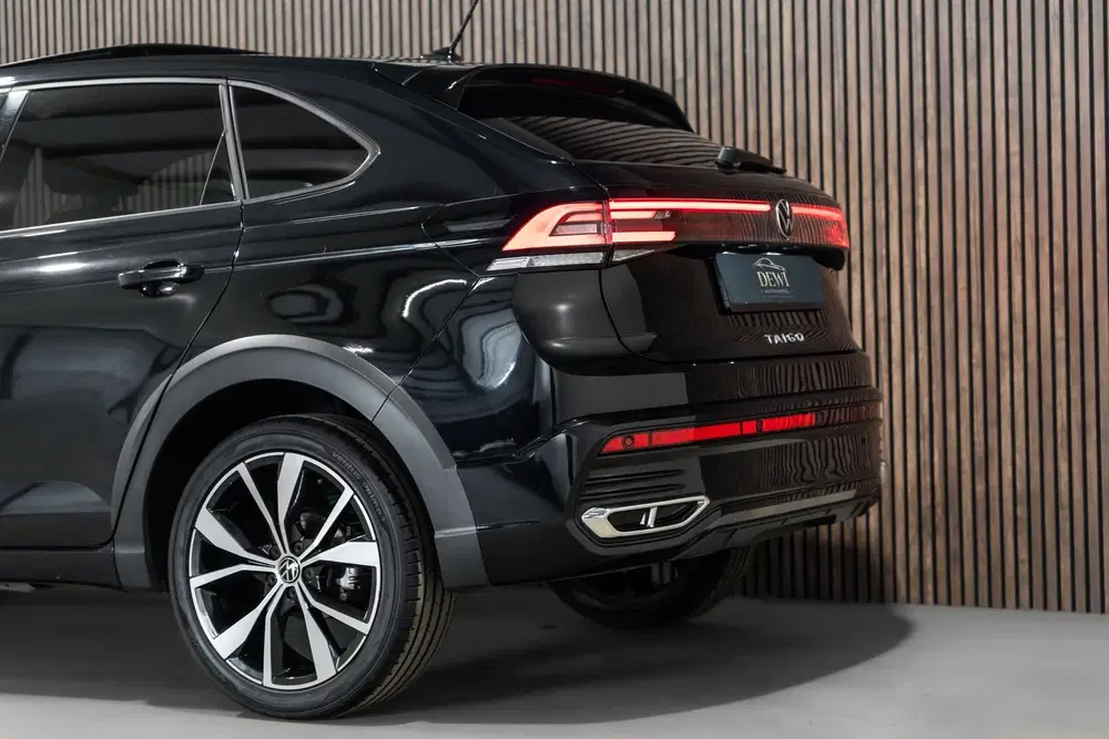 Volkswagen Taigo 1.5 TSI R-Line DSG PANO LED Keyless uit 2023, foto 9