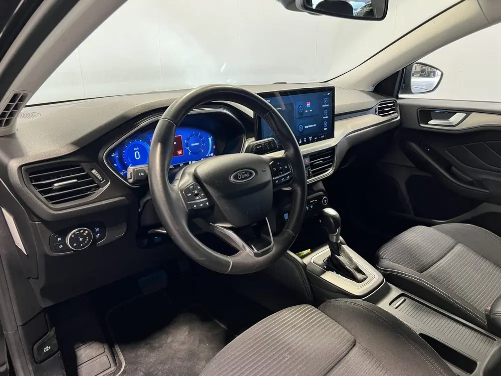 Ford Focus 1.0 EcoBoost Hybrid Titanium X uit 2023, foto 12