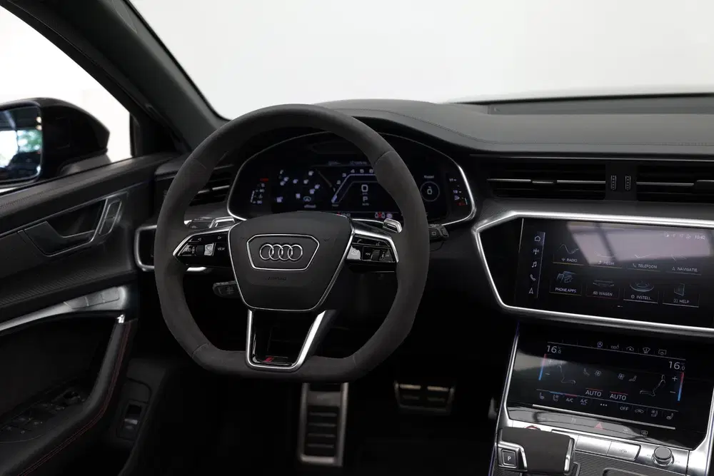 Audi RS6 TFSI 4.0 quattro uit 2020, foto 10