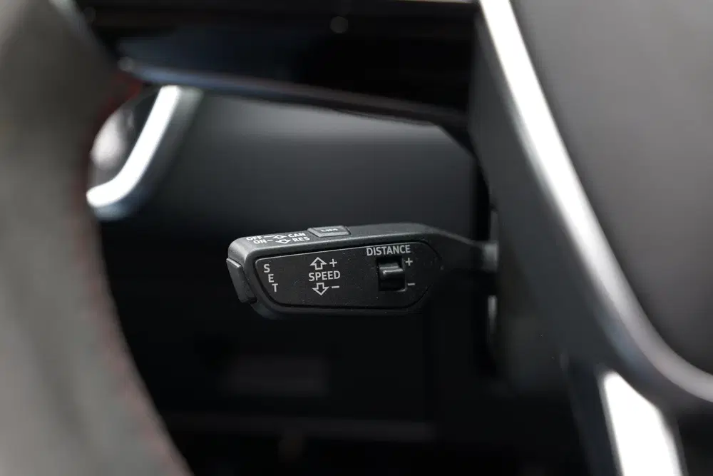 Audi RS6 TFSI 4.0 quattro uit 2020, foto 14
