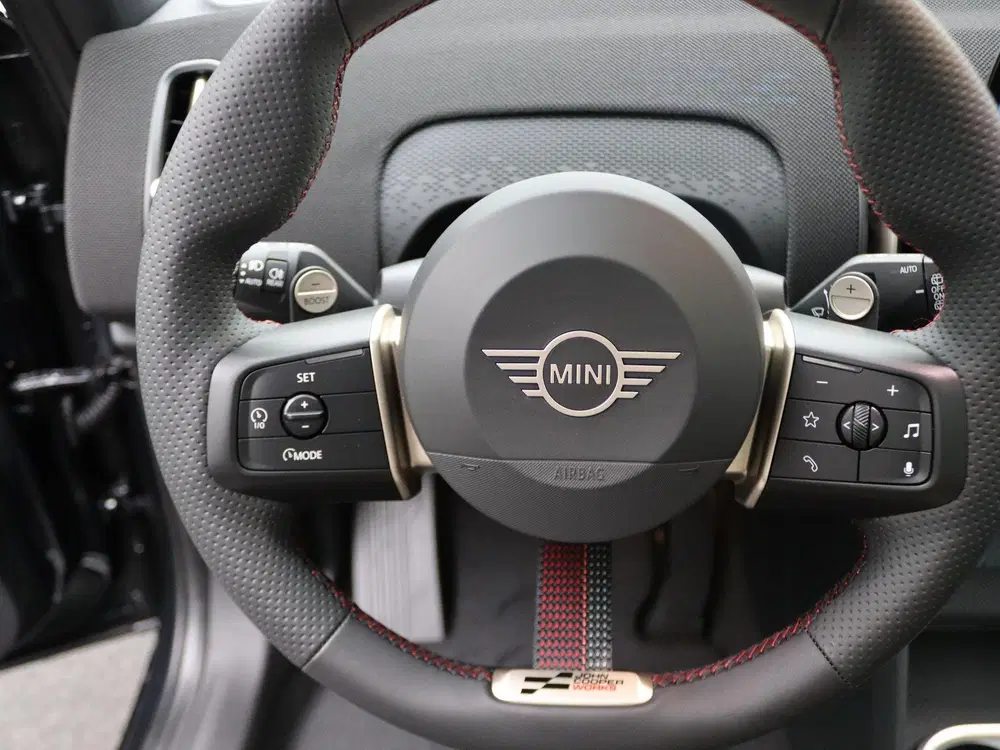 Mini Countryman C John Cooper Works + Pakket L + Glazen pa uit 2026, foto 13