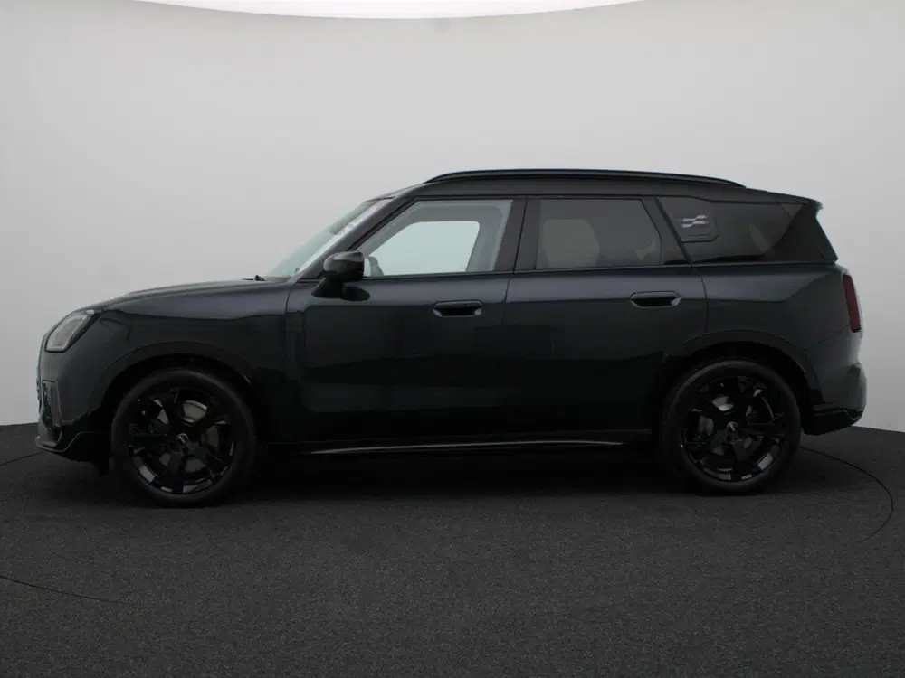 Mini Countryman C John Cooper Works + Pakket L + Glazen pa uit 2026, foto 4