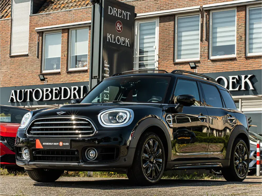 Mini Countryman 1.5 Cooper Chili PANO LED 18 INCH STOELVER uit 2020
