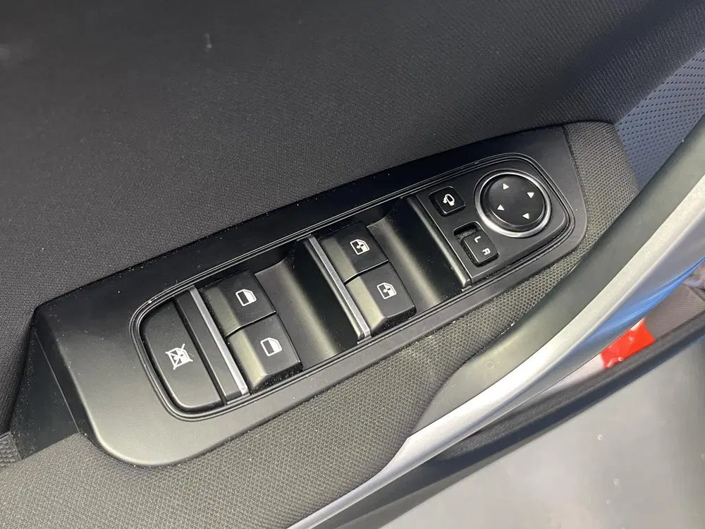 Kia Ceed 1.0 T-GDi DynamicLine uit 2024, foto 2