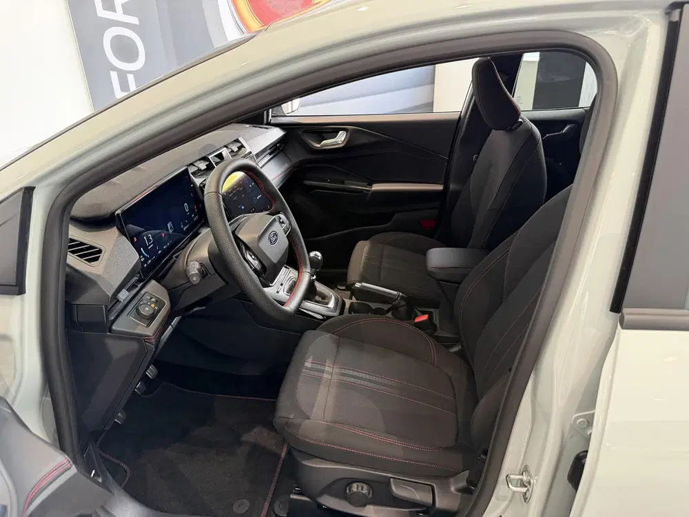 Ford Puma Hybrid ST-Line uit 2026, foto 10