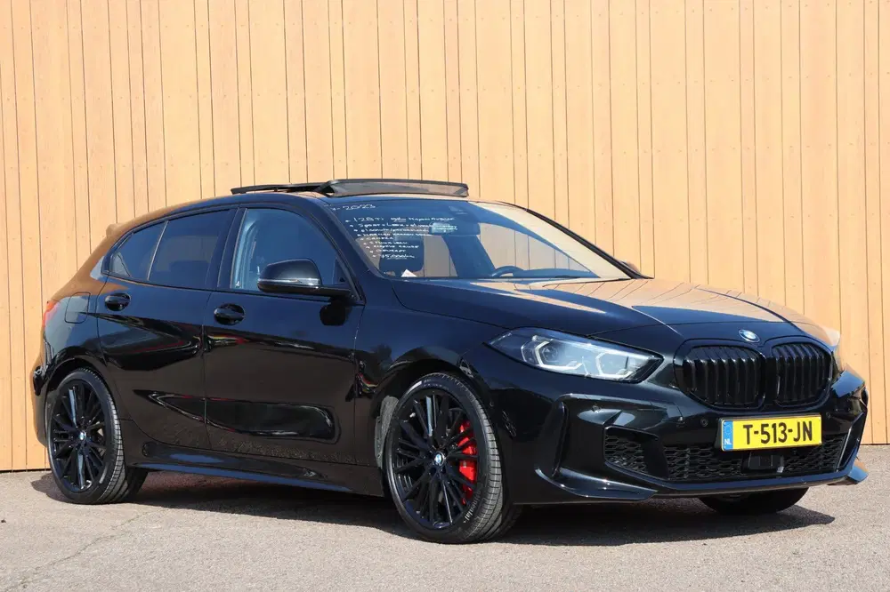 BMW 1-serie M-sport orgNL head-up schuifdak leer+vw uit 2023, foto 2