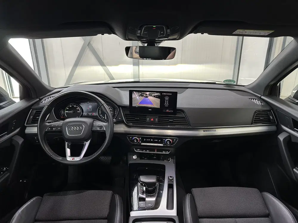Audi Q5 50 TFSI e S edition 299pk uit 2023, foto 2