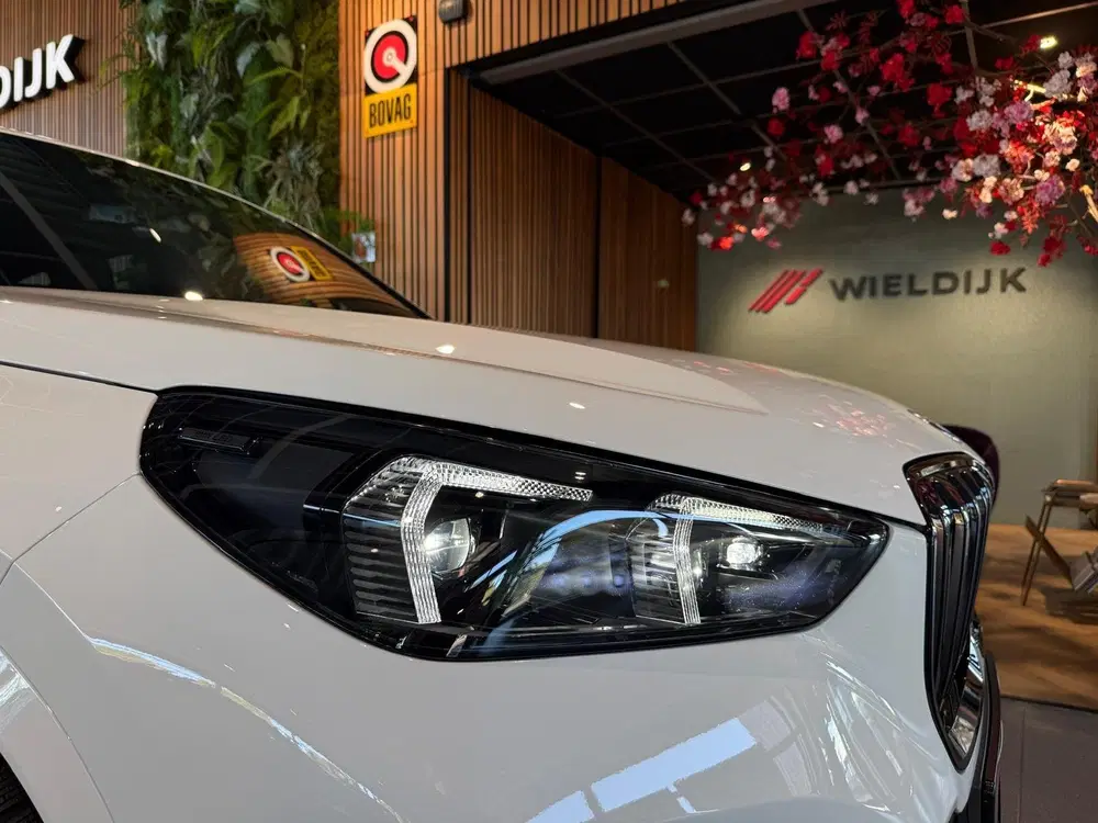 BMW X1 xDrive25e M Sport Pro 360 Camera uit 2025, foto 13