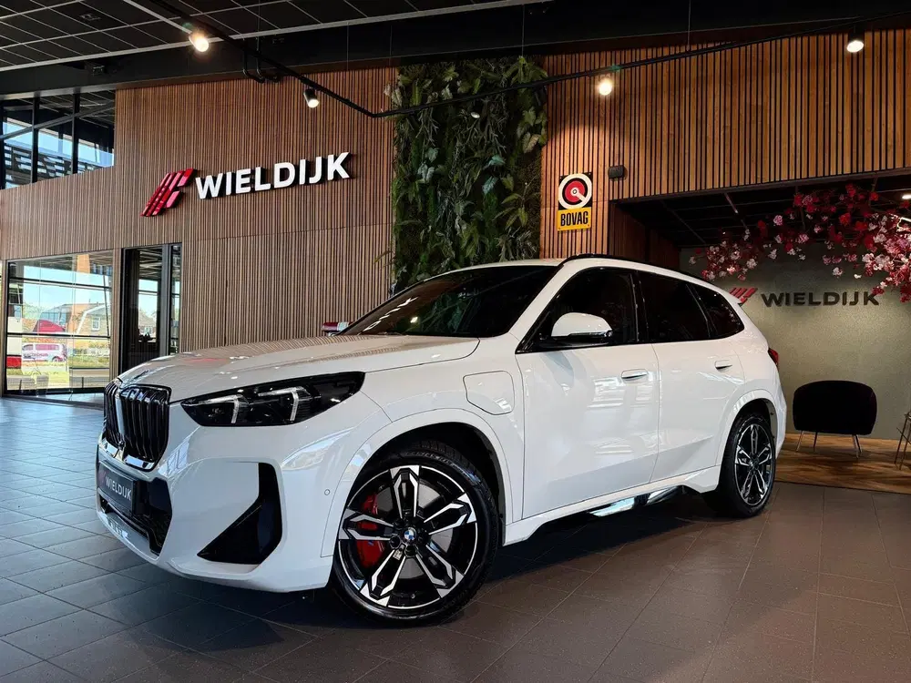 BMW X1 xDrive25e M Sport Pro 360 Camera uit 2025, foto 3