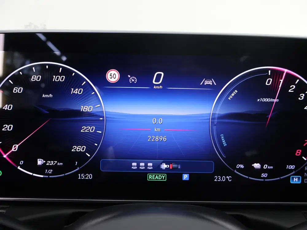 Mercedes-Benz C-Klasse 300 e Business Solution AMG uit 2025, foto 12