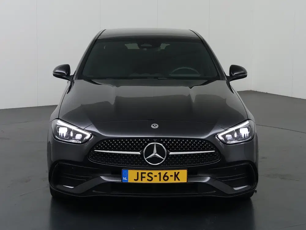 Mercedes-Benz C-Klasse 300 e Business Solution AMG uit 2025, foto 3