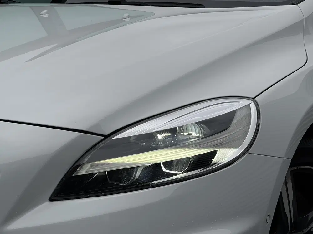 Volvo V40 1.5 T3 Polar+ Sport Automaat uit 2019, foto 12