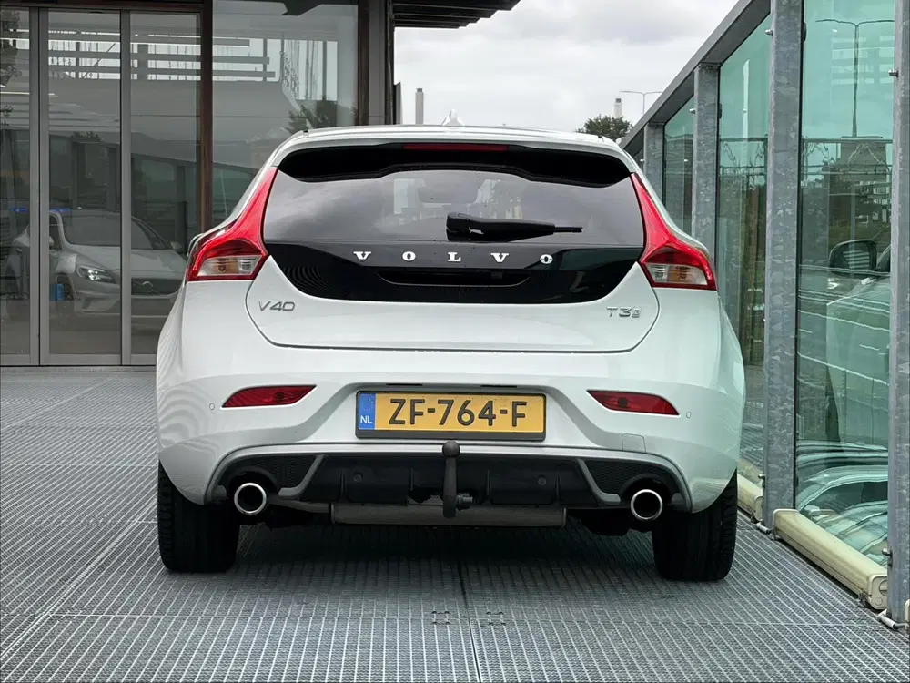 Volvo V40 1.5 T3 Polar+ Sport Automaat uit 2019, foto 9