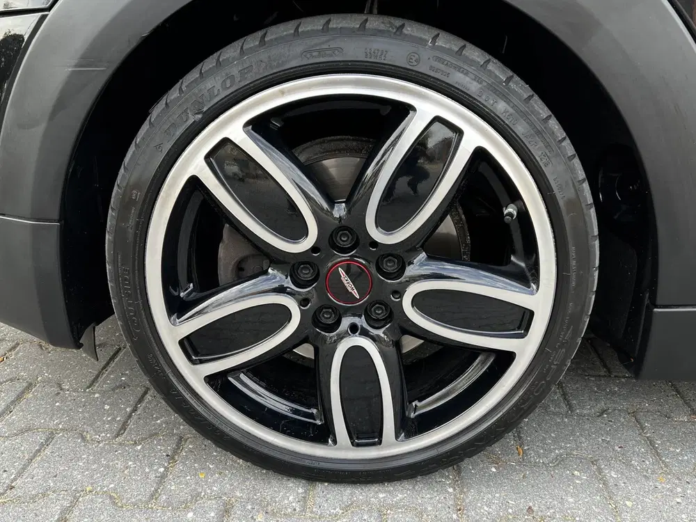 Mini Cabrio 2.0 Cooper S John Cooper Works JCW uit 2019, foto 8