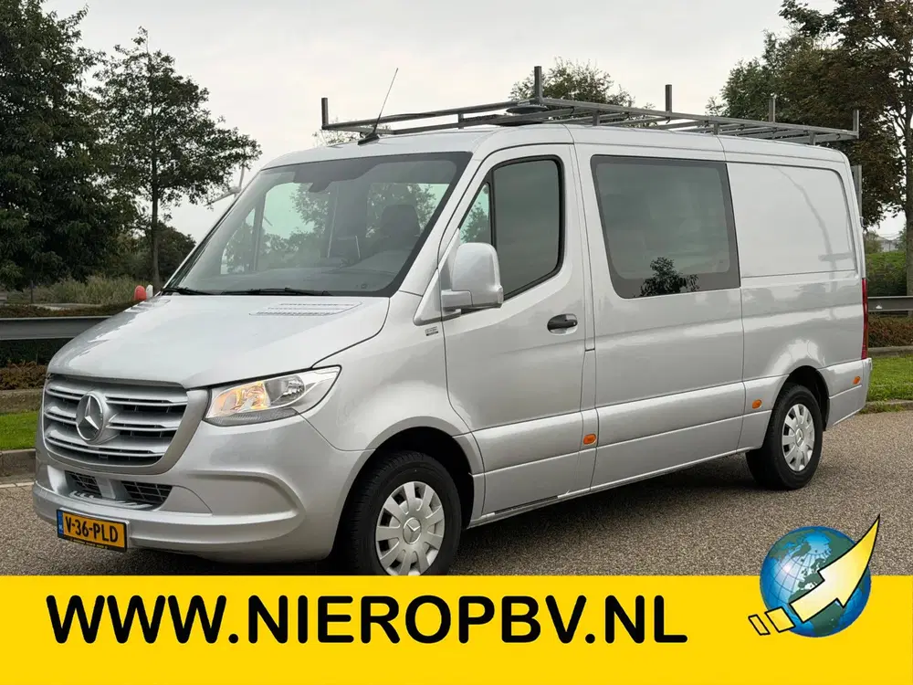 Mercedes-Benz Sprinter 319CDI Dubbelcabine Automaat Airco 35 uit 2023