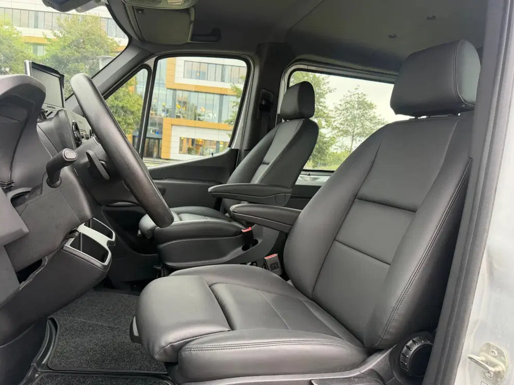 Mercedes-Benz Sprinter 319CDI Dubbelcabine Automaat Airco 35 uit 2023, foto 13