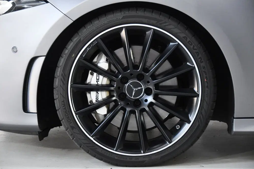 Mercedes-Benz A-Klasse AMG 35 4MATIC Edition 1 uit 2019, foto 3