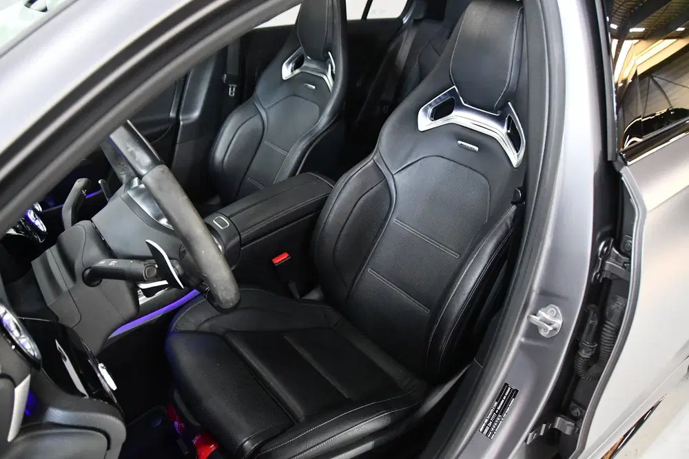 Mercedes-Benz A-Klasse AMG 35 4MATIC Edition 1 uit 2019, foto 8