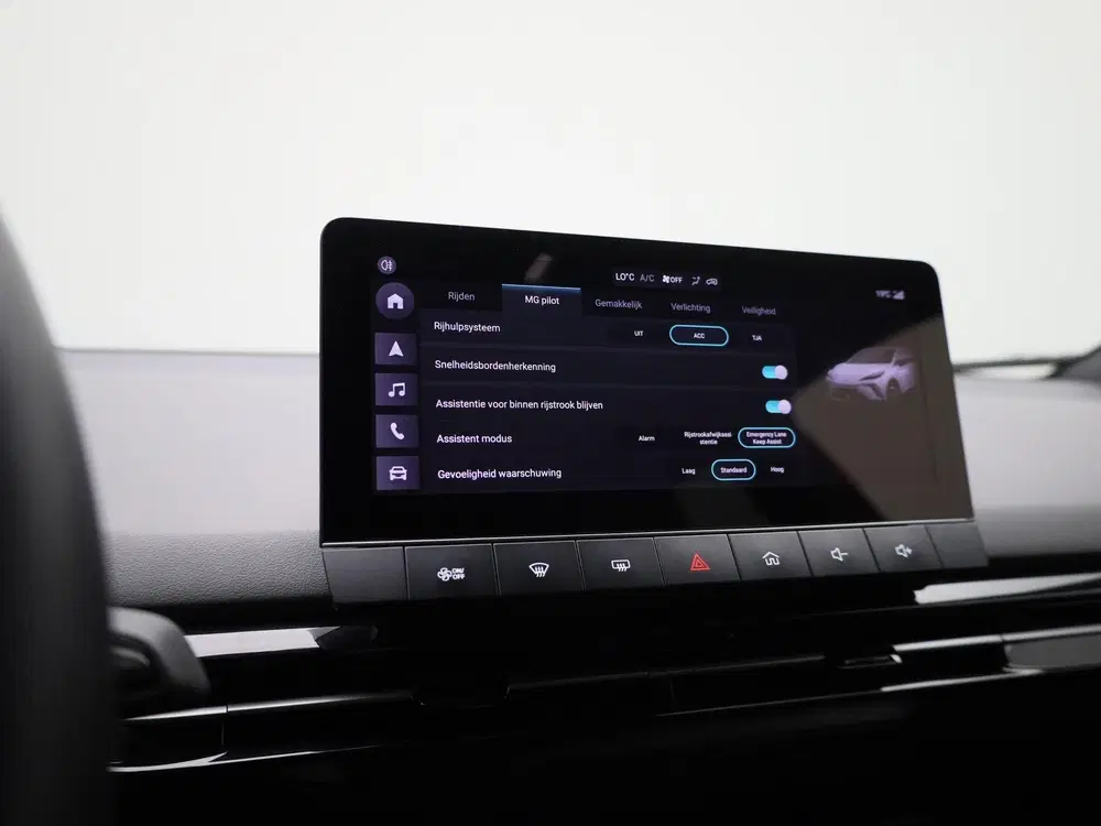 MG MG4 Long Range Luxury 64 kWh uit 2023, foto 15