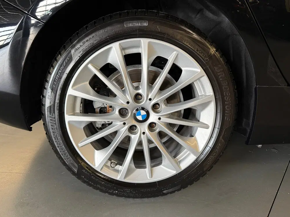 BMW 1-serie 118i Executive Edition uit 2019, foto 3