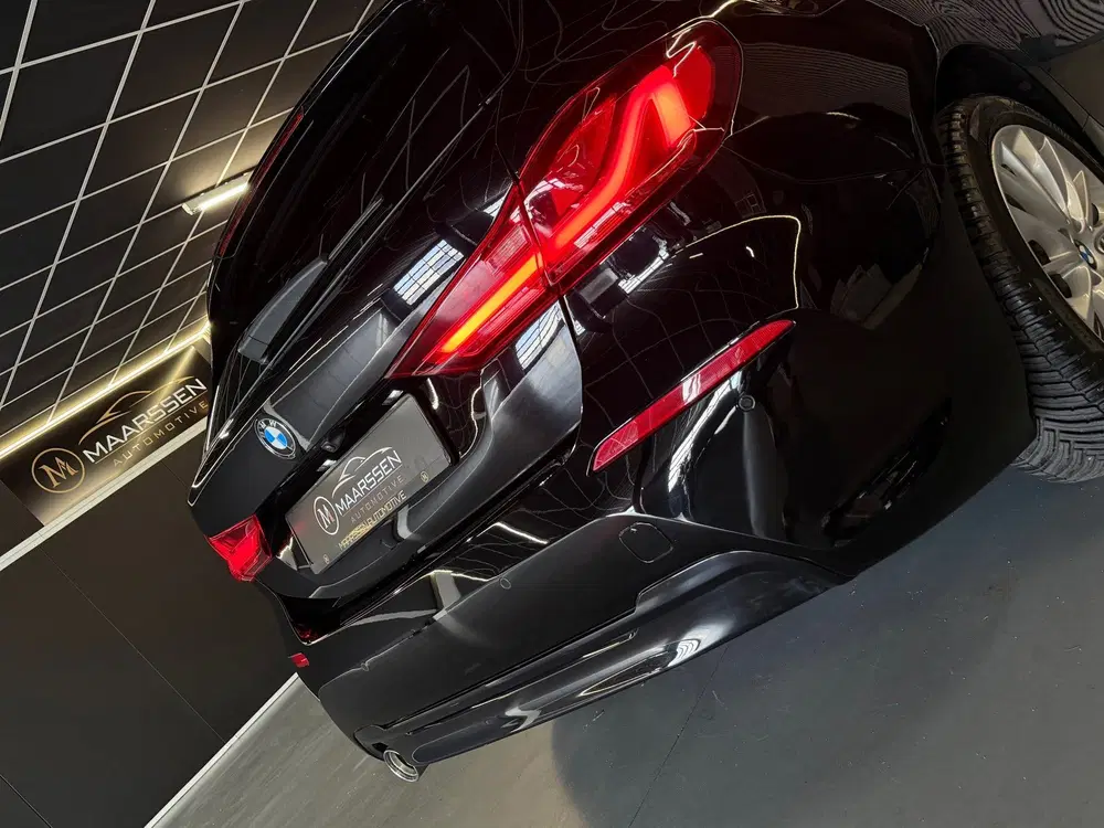 BMW 1-serie 118i Executive Edition uit 2019, foto 7