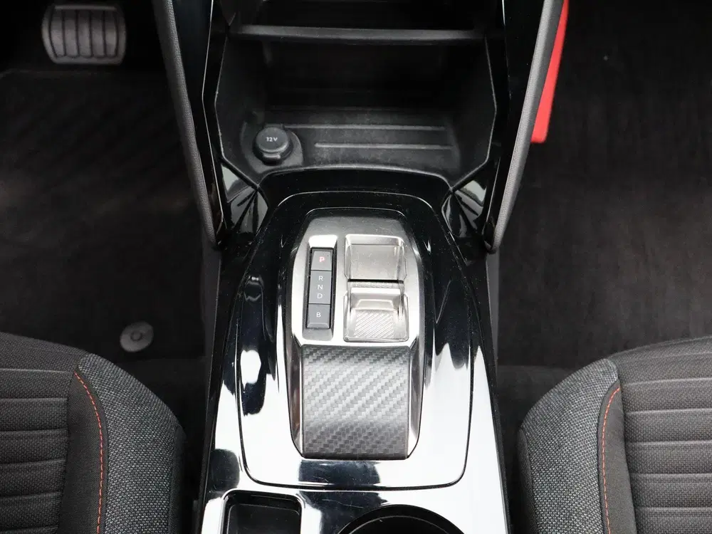 Peugeot 2008 e-2008 Active Pack uit 2023, foto 10