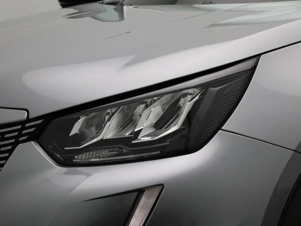 Peugeot 2008 e-2008 Active Pack uit 2023, foto 14