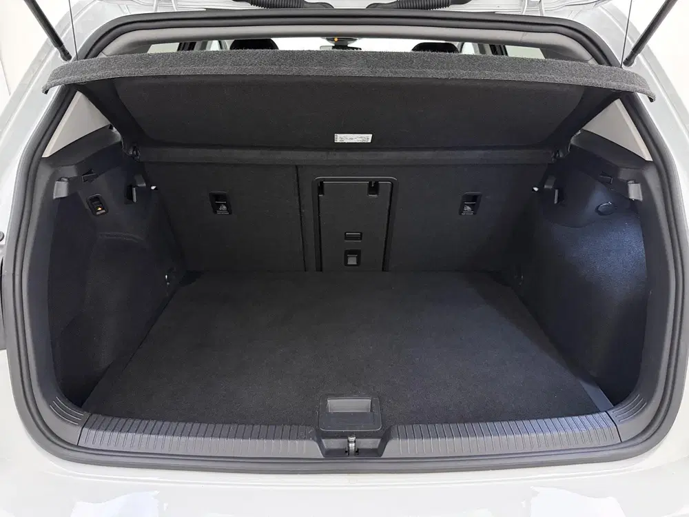 Volkswagen Golf 1.0 eTSI Life Business uit 2020, foto 4