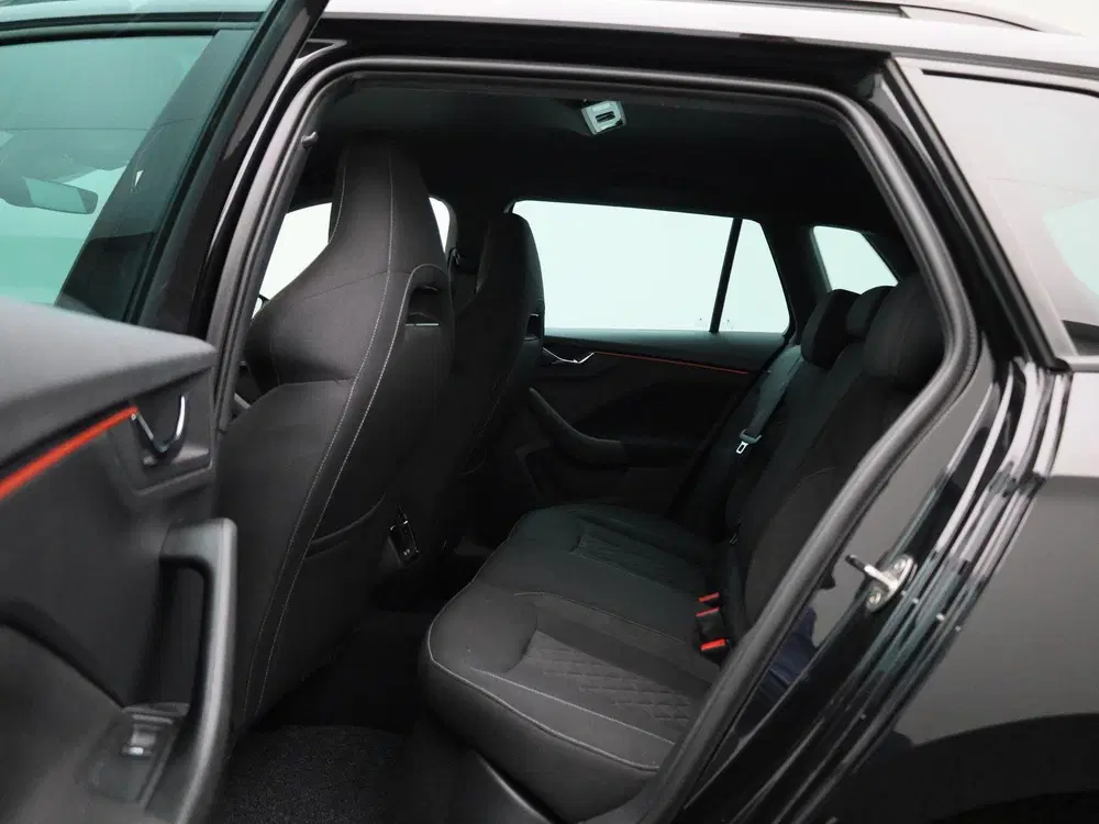 Skoda Kamiq 1.0 TSI Sport Business uit 2023, foto 10