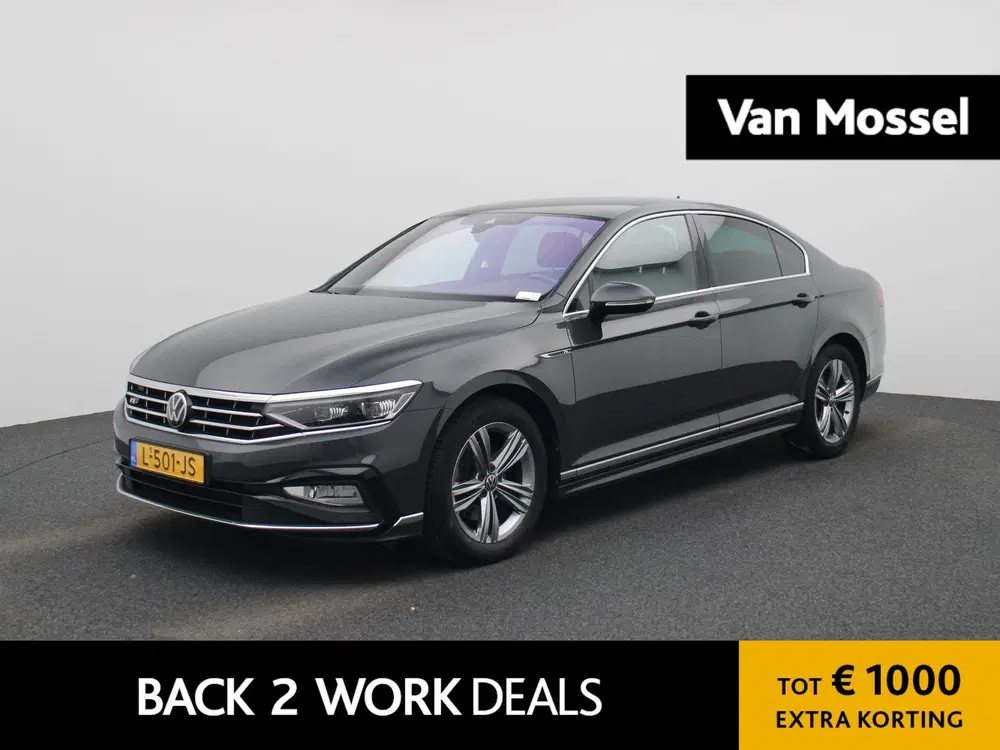 Volkswagen Passat 1.5 TSI R-Line Business + AUTOMAAT uit 2021