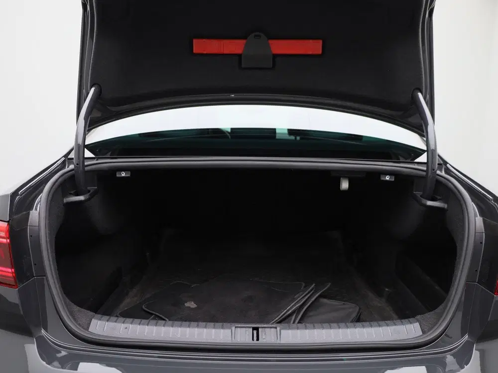 Volkswagen Passat 1.5 TSI R-Line Business + AUTOMAAT uit 2021, foto 14