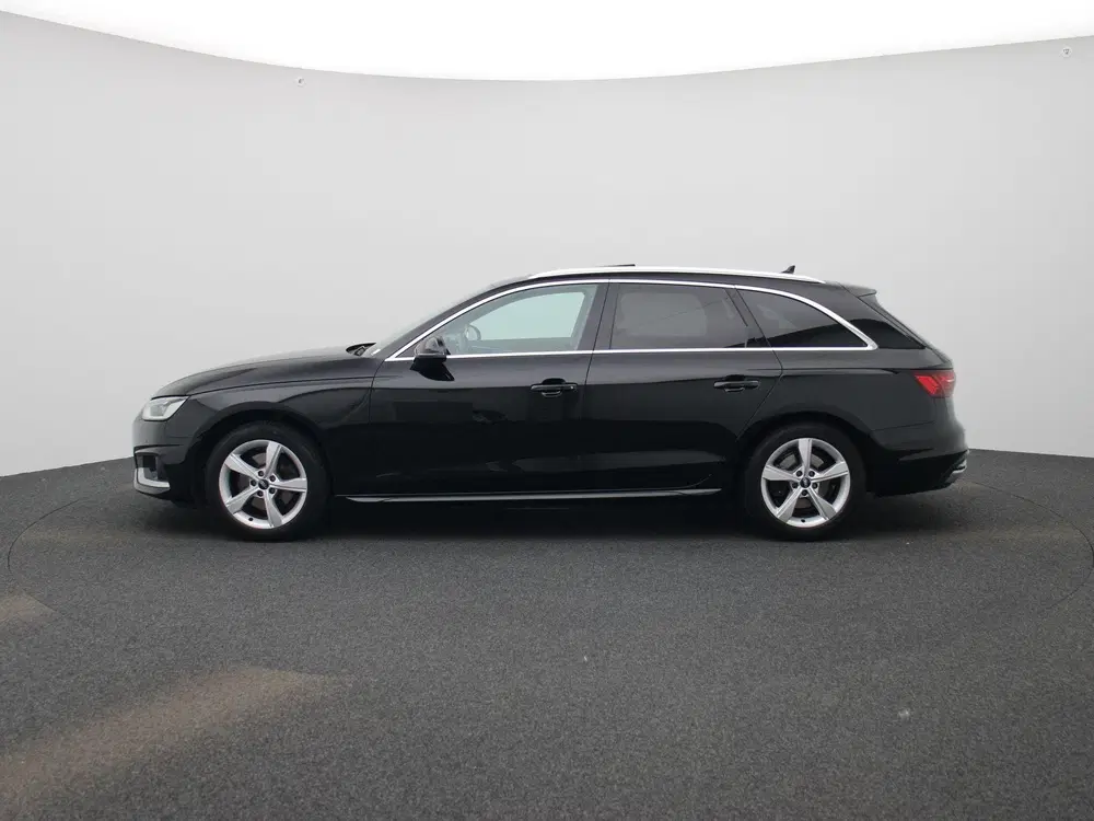 Audi A4 35 TFSI Pro Line uit 2022, foto 4