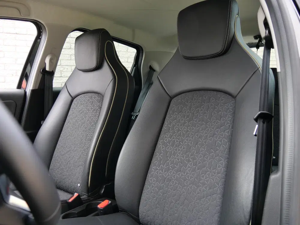 Renault ZOE R135 52kWh ICONIC uit 2023, foto 6