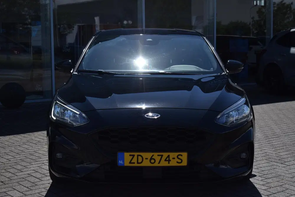 Ford Focus 1.0 EcoBoost ST Line Business uit 2019, foto 2