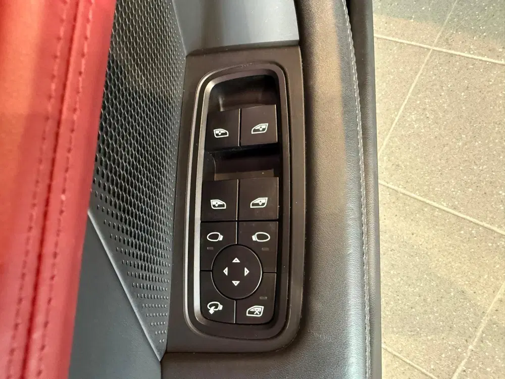 Porsche Taycan 4 93 kWh Tot 2030 fabrieksgaran uit 2022, foto 11