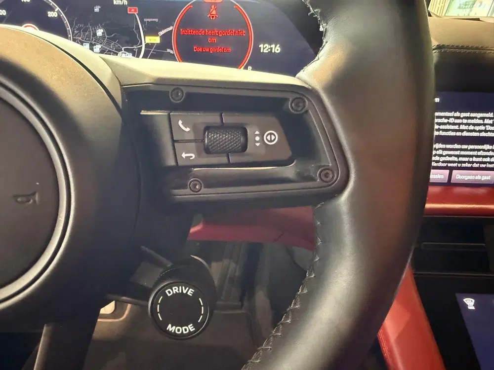 Porsche Taycan 4 93 kWh Tot 2030 fabrieksgaran uit 2022, foto 14