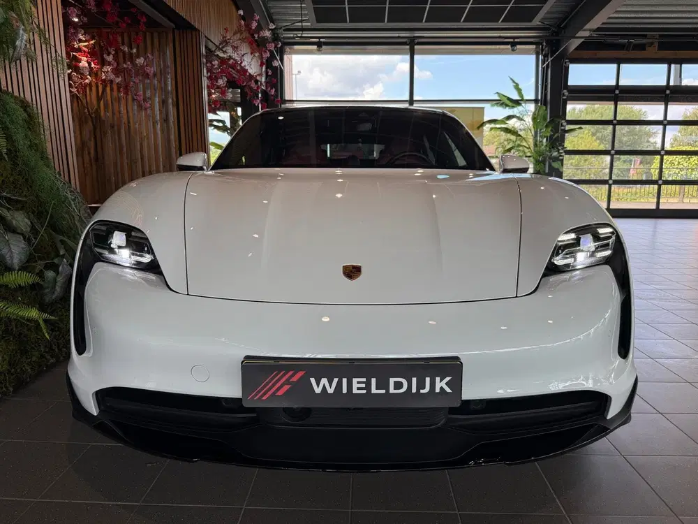 Porsche Taycan 4 93 kWh Tot 2030 fabrieksgaran uit 2022, foto 7