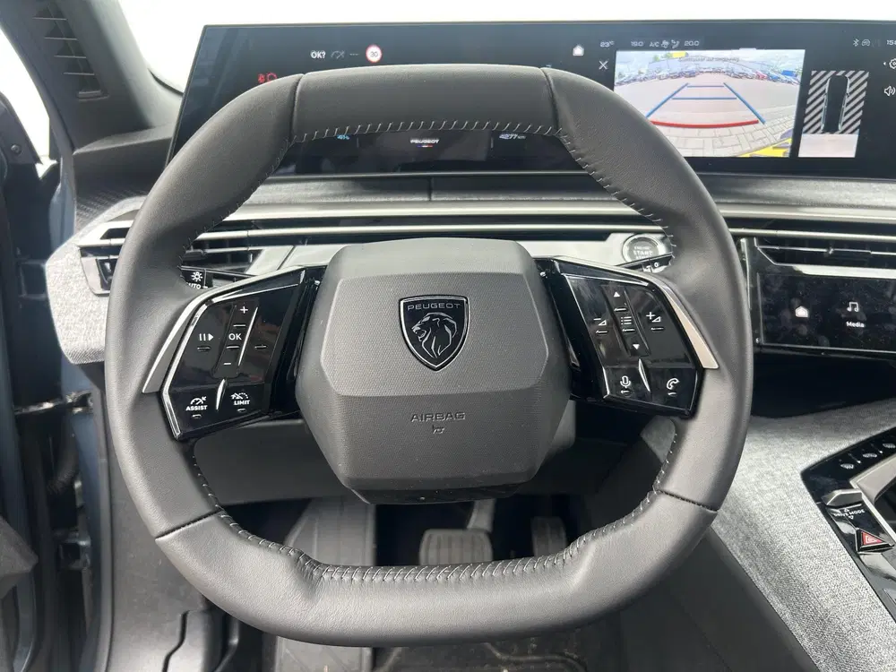 Peugeot 5008 Allure Long Range 97 kWh 7p uit 2026, foto 12