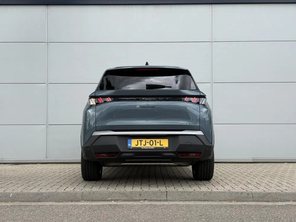 Peugeot 5008 Allure Long Range 97 kWh 7p uit 2026, foto 5